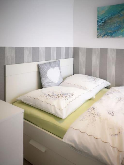 Haus Julia Direkt Am Hennesee Mitten Im Sauerland 메체데 외부 사진